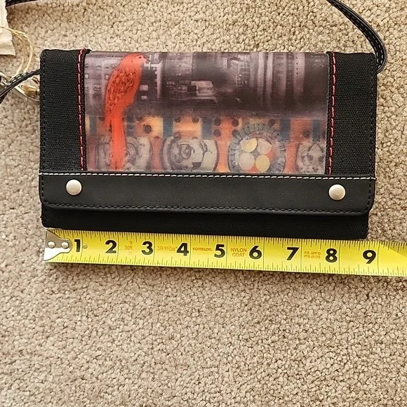 Sherpani Elements Collection Wristlet - Picture 15 of 16